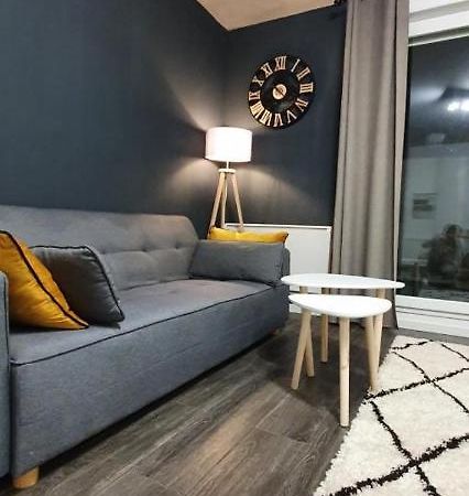 T3-Rare-2 Chambres-Parking Gratuit-2 Terrasses-Netflix-Proche Paris-La Defense Argenteuil Luaran gambar