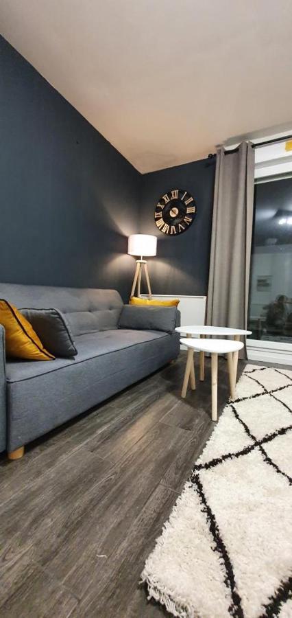 T3-Rare-2 Chambres-Parking Gratuit-2 Terrasses-Netflix-Proche Paris-La Defense Argenteuil Luaran gambar